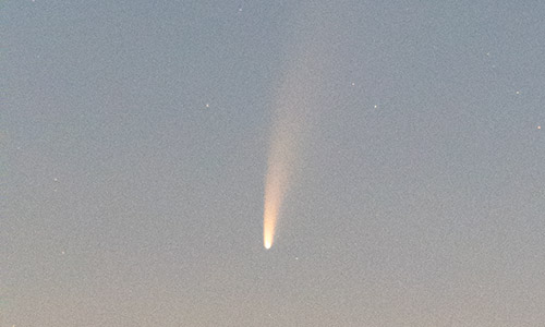 2020年7月10日 02時29分に撮影されたネオワイズ彗星