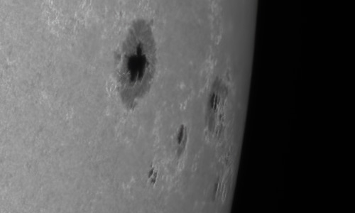 2022年4月3日の黒点（活動領域12976）