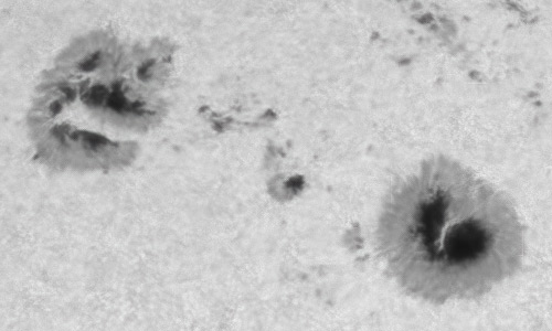 2022年4月21日の黒点（活動領域12994）