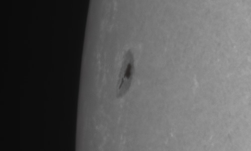 2022年4月24日の黒点（活動領域12999）