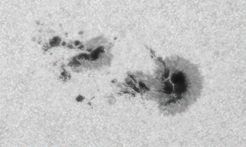 2022年5月5日の黒点（活動領域13004）