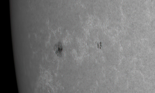 2022年5月5日の黒点（活動領域13006）