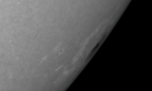 2022年5月10日の黒点（活動領域13004）