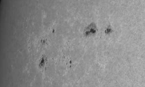 2022年5月14日の黒点（活動領域13010）