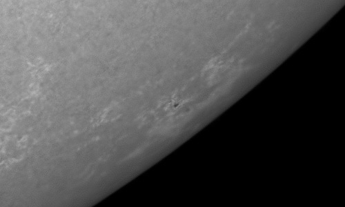 2022年5月16日の黒点（活動領域13006）