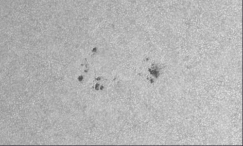 2022年7月7日の黒点（活動領域13052）