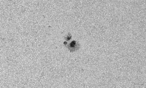 2022年7月8日の黒点（活動領域13046）