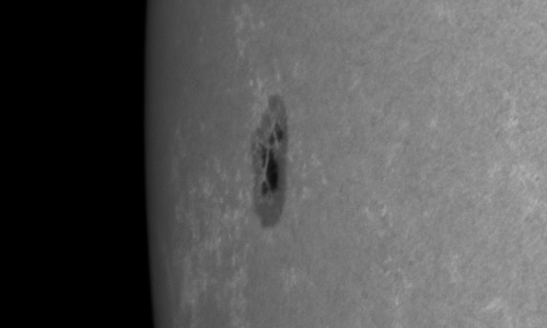 2023年3月4日の黒点（活動領域13245）