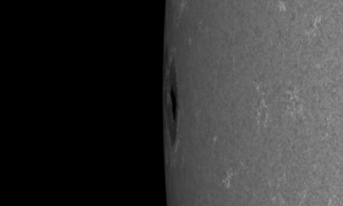 2023年5月17日の黒点（活動領域13310）