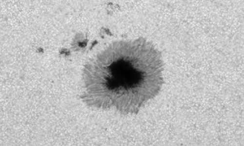 2023年5月24日の黒点（活動領域13310）