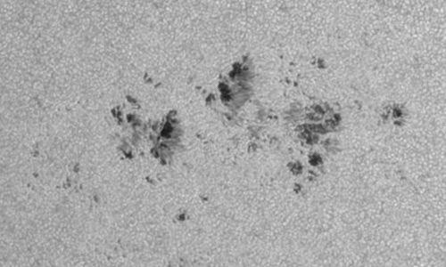 2023年6月8日の黒点（活動領域13327）