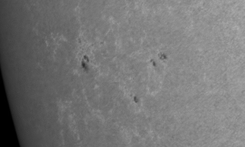 2023年10月15日の黒点（活動領域13467）