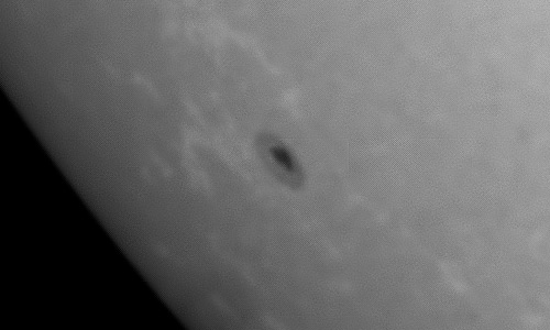 2023年10月17日の黒点（活動領域13468）