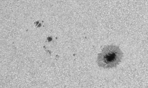 2024年4月11日の黒点（活動領域13633）