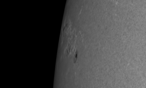 2024年6月29日の黒点（活動領域13734）