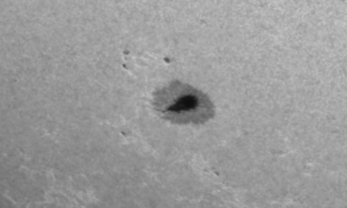 2024年9月18日の黒点（活動領域13827）