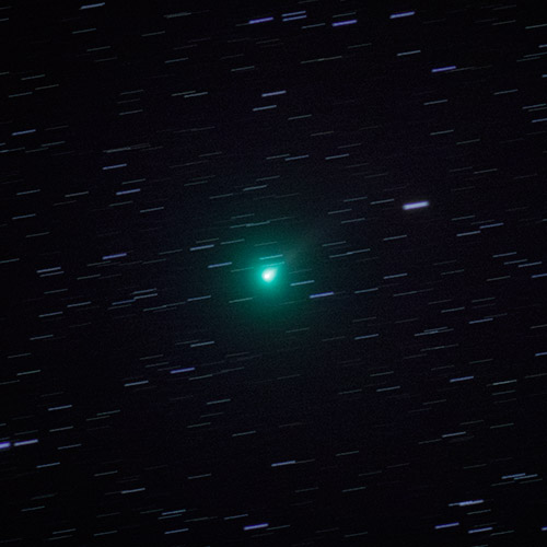 “2020年3月25日に撮影されたアトラス彗星”